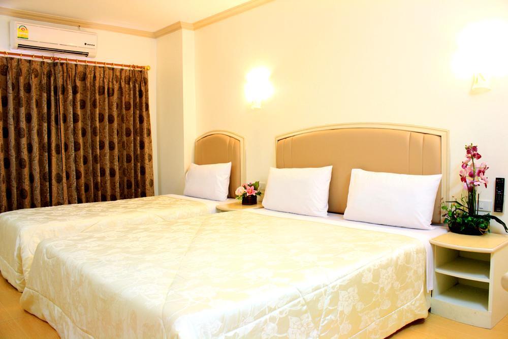 P.A. Ville Hotel Nakhon Sawan Dış mekan fotoğraf