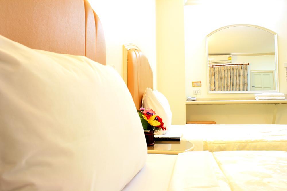 P.A. Ville Hotel Nakhon Sawan Dış mekan fotoğraf