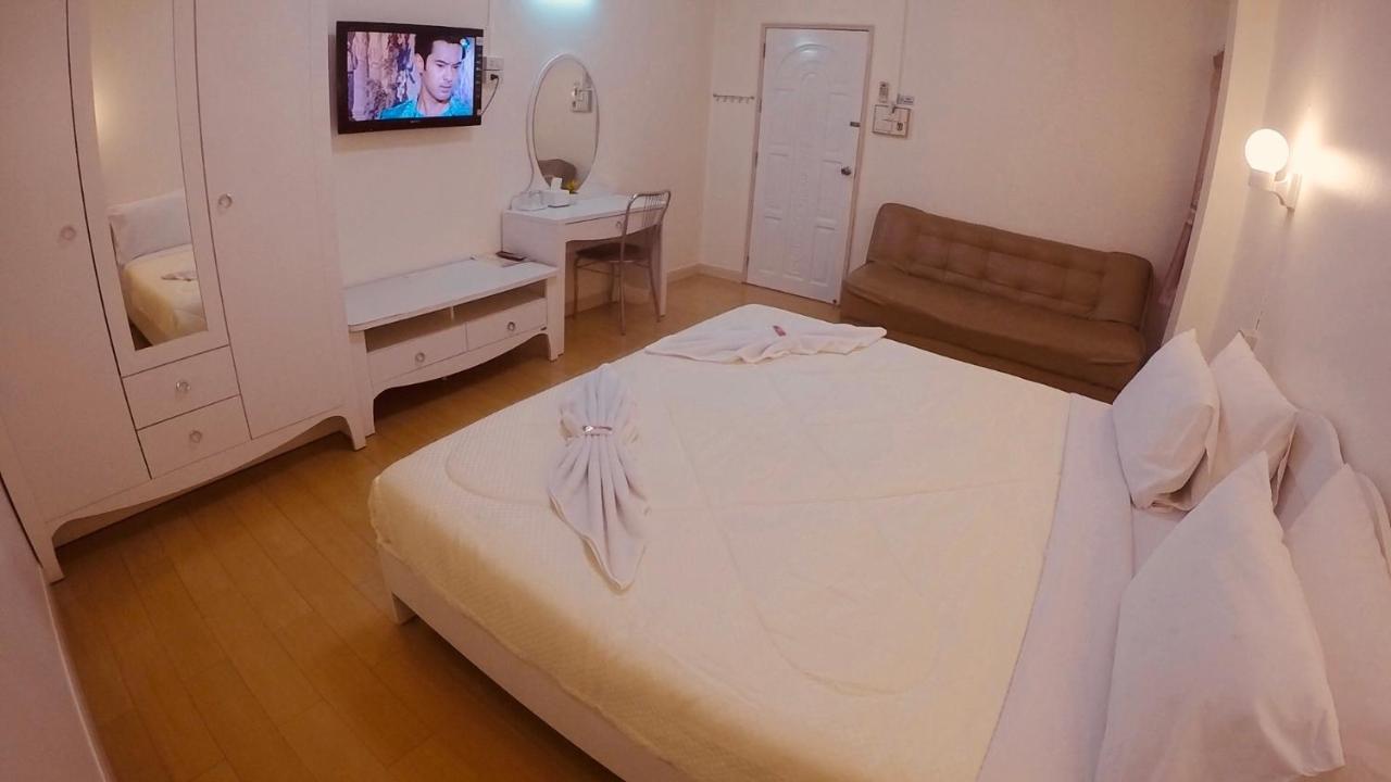 P.A. Ville Hotel Nakhon Sawan Dış mekan fotoğraf